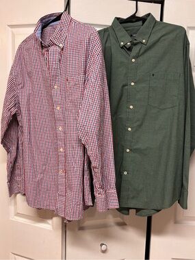 Izod bundle Men’s Green Button-Down Dress Shirt EUC